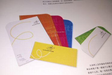 濟南畫冊設(shè)計-折頁、封套應(yīng)該怎么設(shè)計